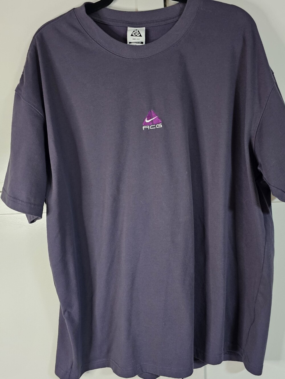 Nike ACG Dri-FIT Mens XL Purple Embroidered Logo Loose Fit T Shirt Outdoor